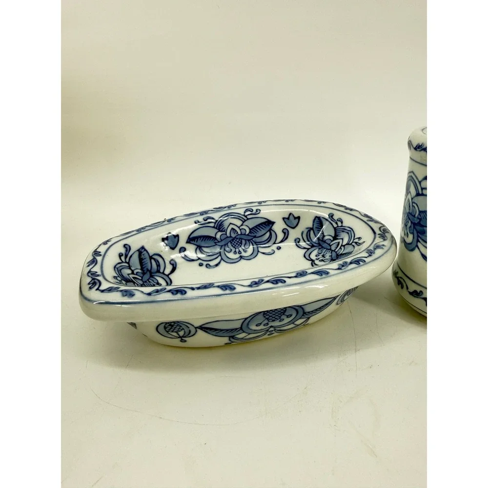 Unbranded Bathroom Vanity Set 1970s OS Blue White Floral Ceramic 2pc Vintage